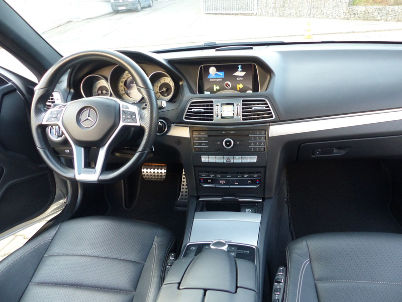 Mercedes-Benz E 200 E Coupe Automatik*LEDER*PANO*AMG PAKET*LED — photo 13