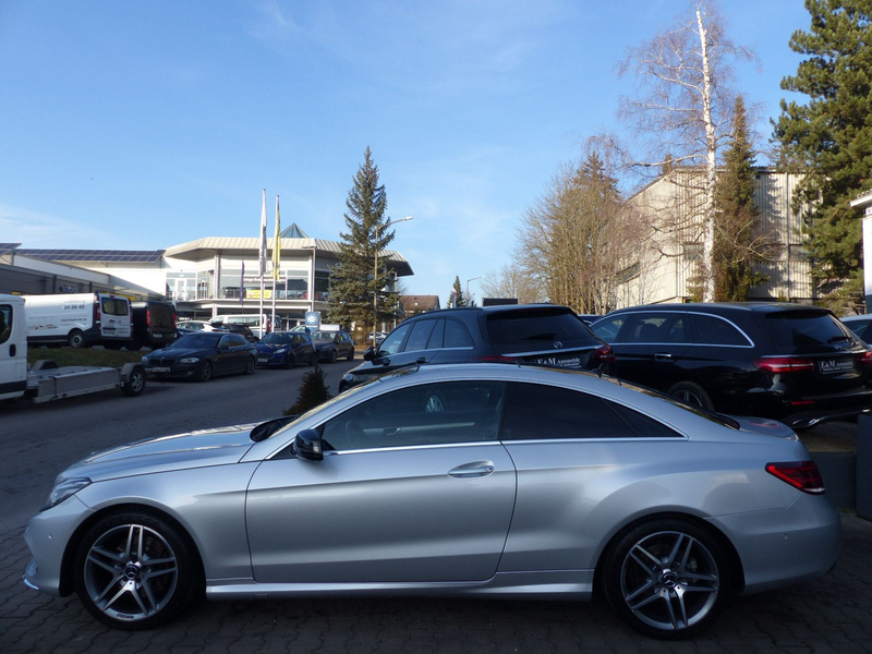 Mercedes-Benz E 200 E Coupe Automatik*LEDER*PANO*AMG PAKET*LED — photo 9