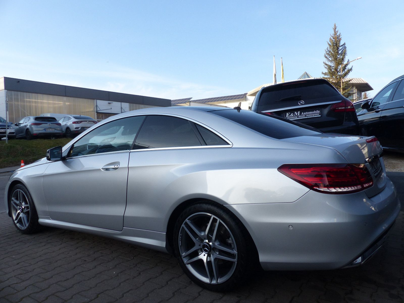 Mercedes-Benz E 200 E Coupe Automatik*LEDER*PANO*AMG PAKET*LED — photo 6