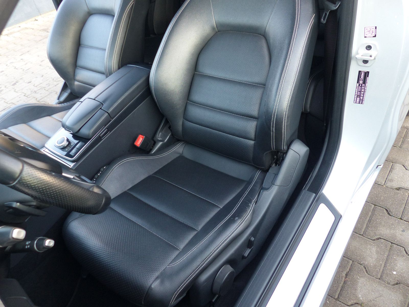 Mercedes-Benz E 200 E Coupe Automatik*LEDER*PANO*AMG PAKET*LED — photo 14
