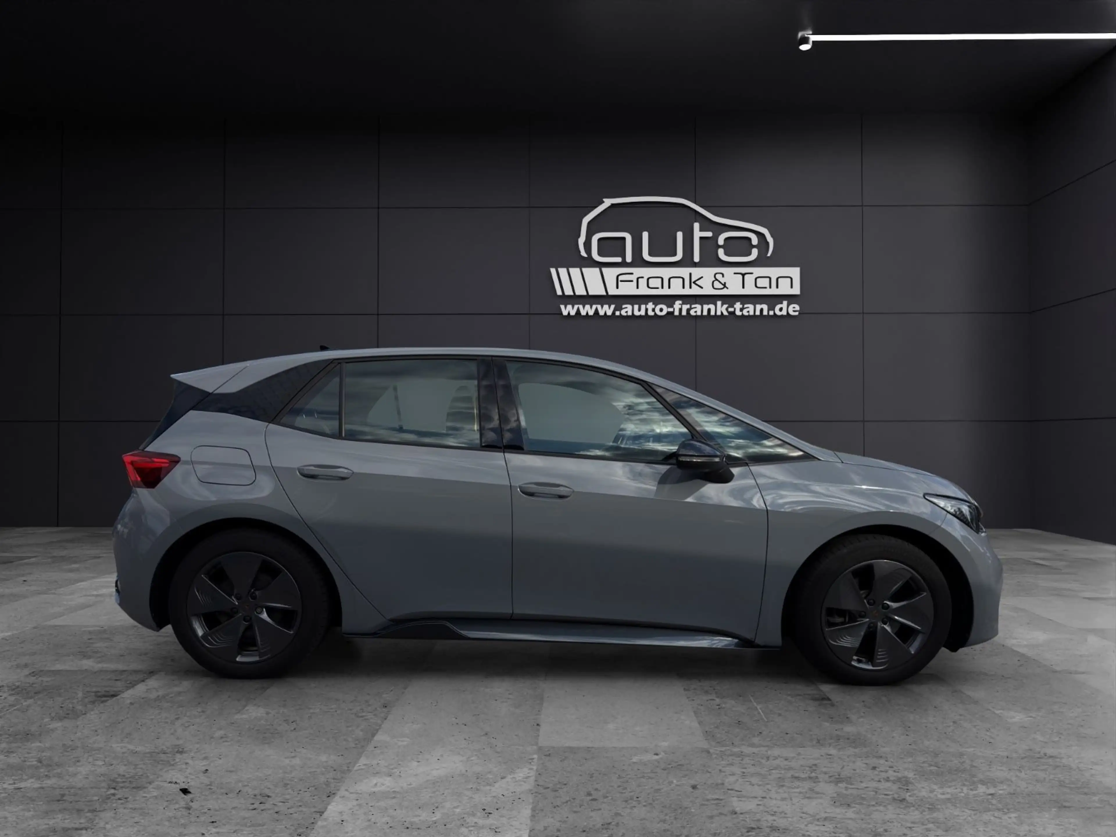 CUPRA Born /Apple/PDC/Sportsitze/Ambiente/LED/Navi — photo 7