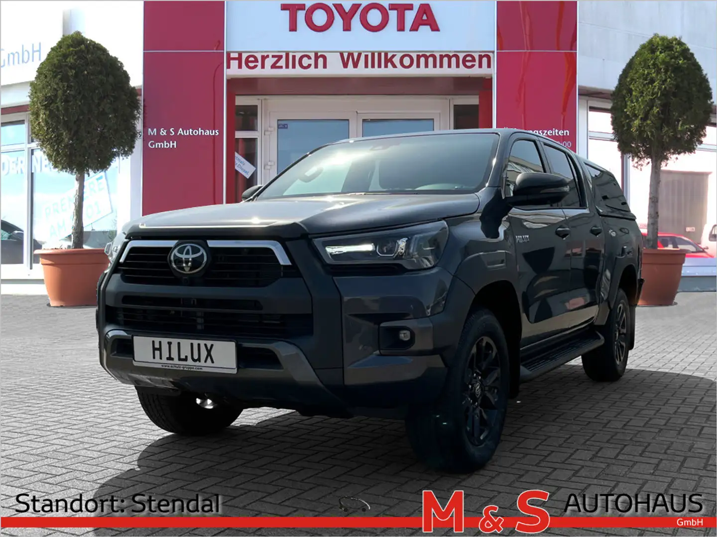Toyota Hilux 2.8 Double Cab Invincible 4x4 Gris - 1
