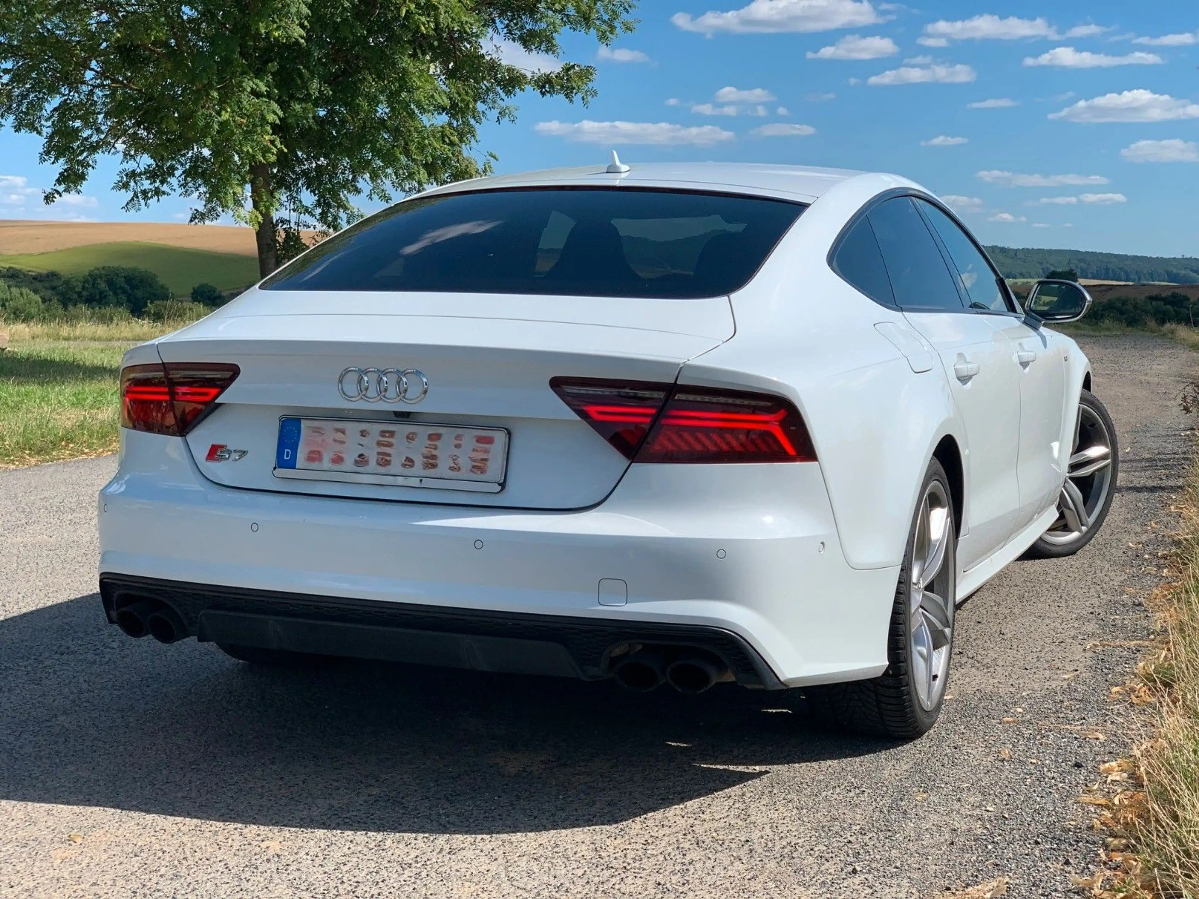 Audi S7 Sportback 4.0 TFSI quattro Matrix LED Standh — photo 2