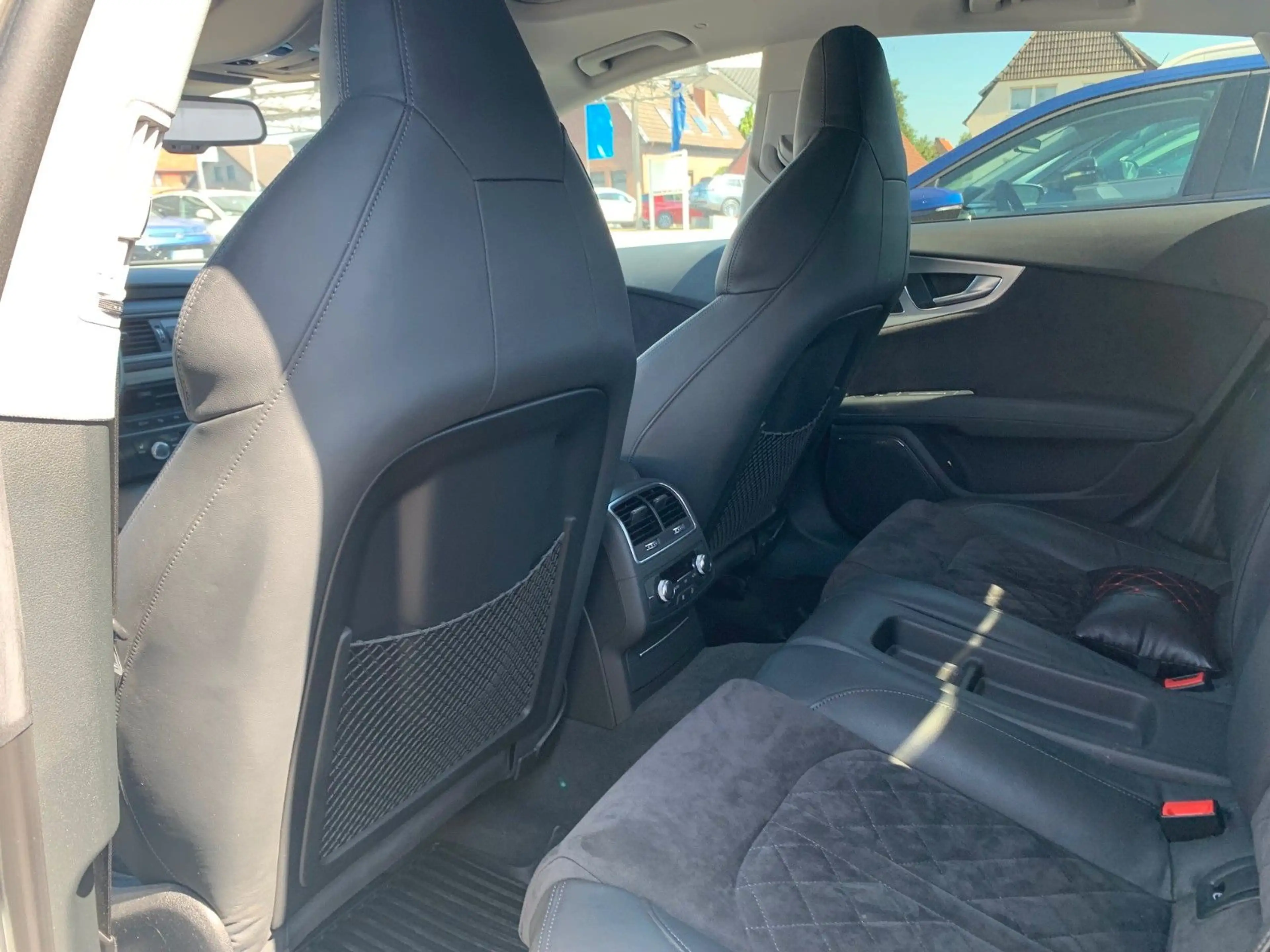 Audi S7 Sportback 4.0 TFSI quattro Matrix LED Standh — photo 11