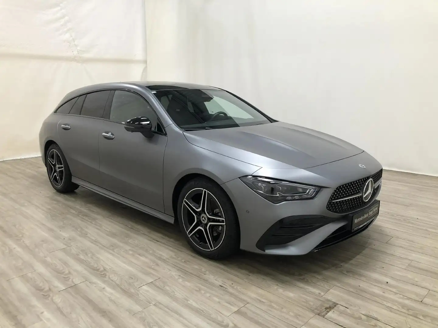 Mercedes-Benz CLA 180 SB AMG *Mattlack* *NIGHT*Pano*HUD*Memory Grau - 2