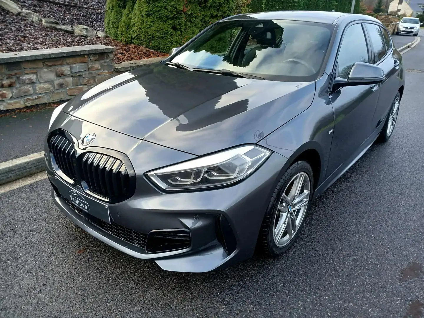 BMW 118 118i pack "M" Grijs - 2