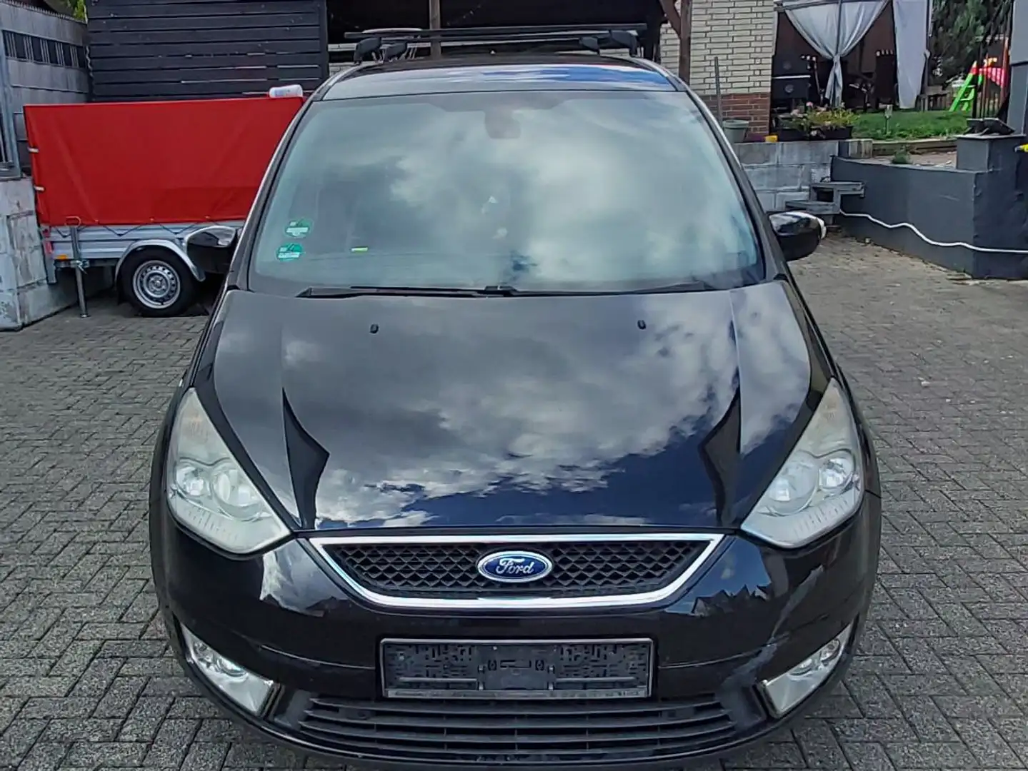 Ford Galaxy Galaxy 2.0 TDCi DPF Aut. Ghia Schwarz - 1