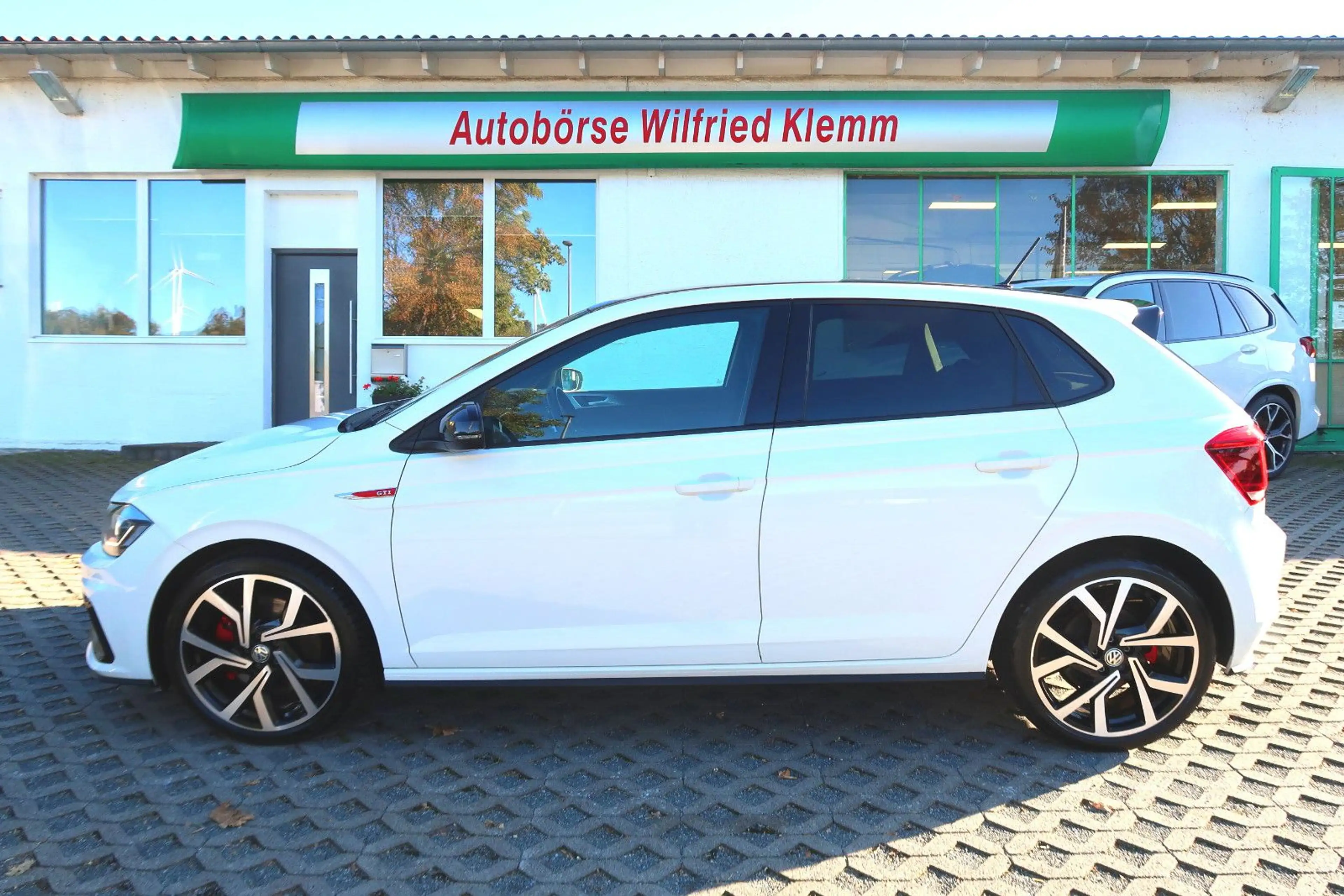 Volkswagen Polo 2.0TSIDSG"GTI"18"LED"Beats"Klima2Z"SpFw"1HdS