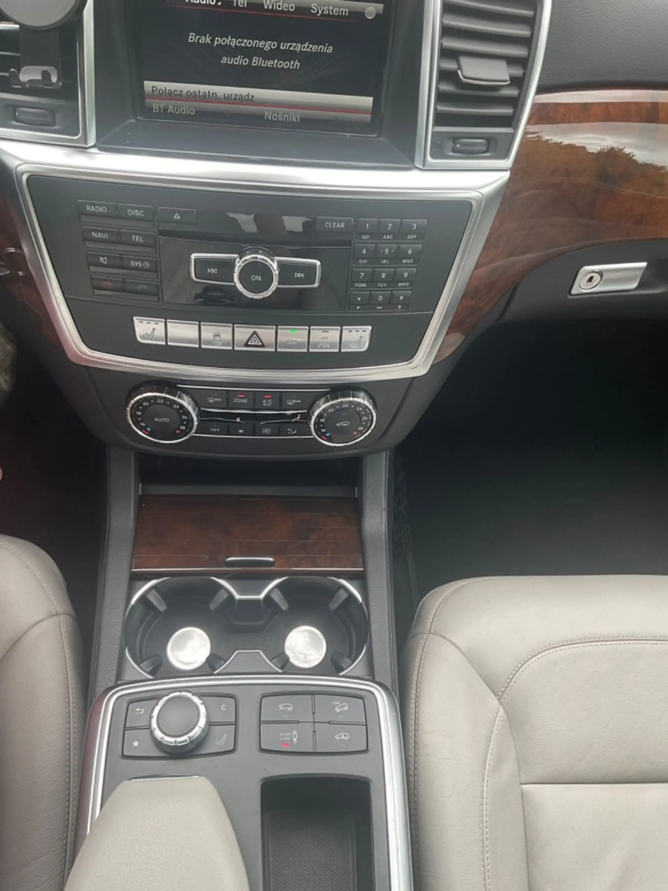 Mercedes-Benz ML 350 BlueTec 4Matic TÜV 11.2027 — photo 14