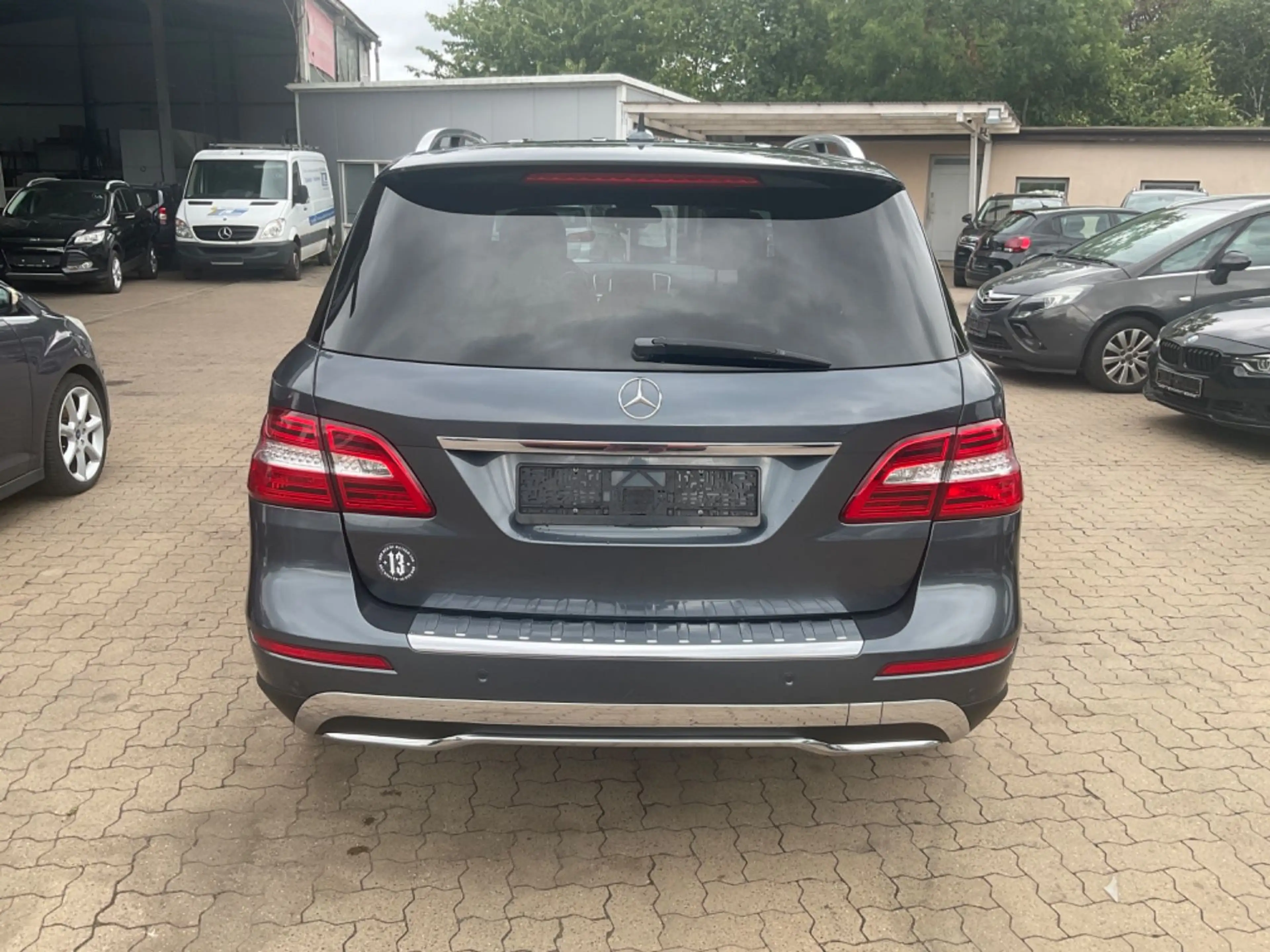 Mercedes-Benz ML 350 BlueTec 4Matic TÜV 11.2027 — photo 6