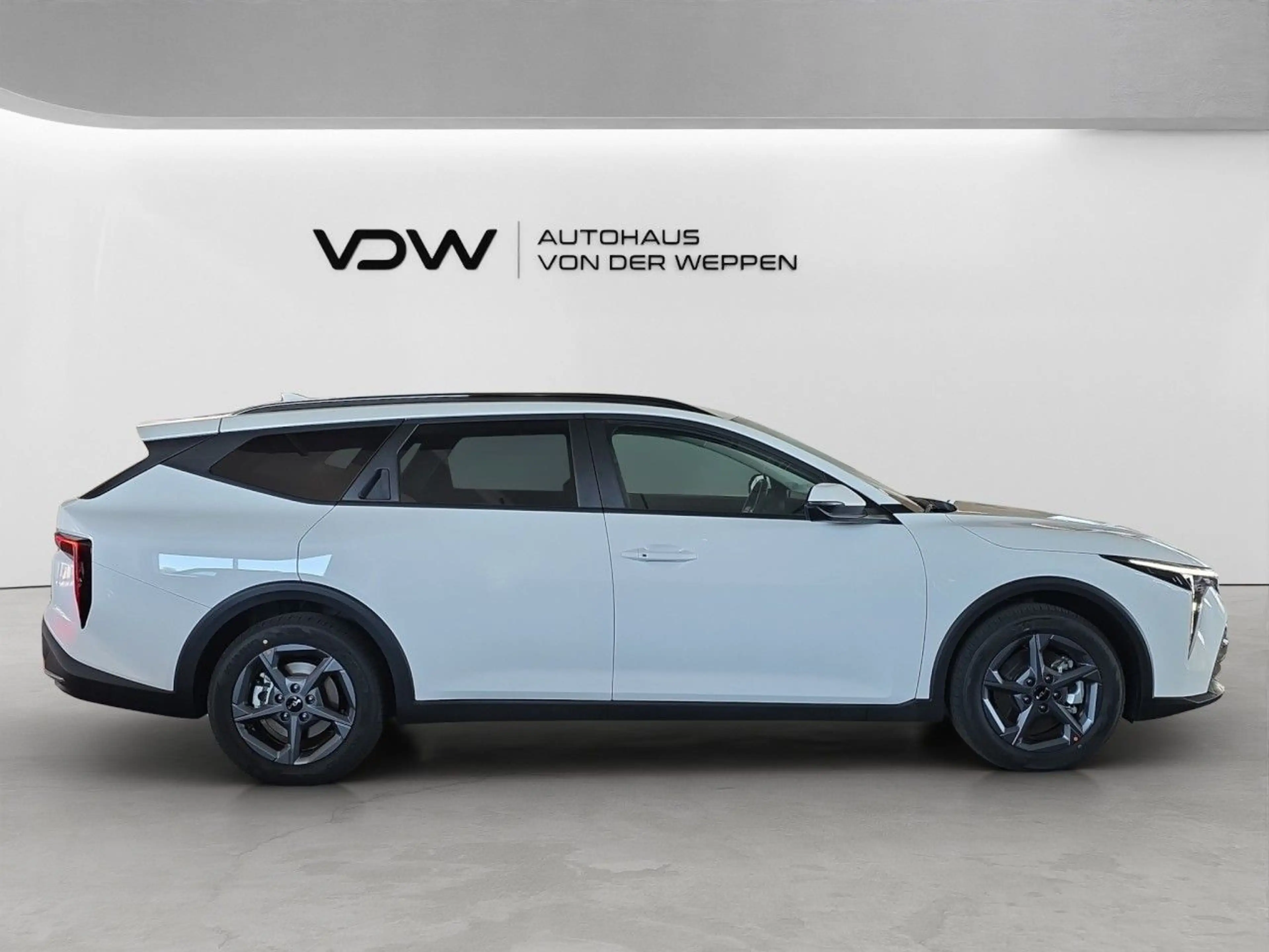 Kia K4 Sportswagon 1.6 T-GDI 110 kW Vision — photo 10
