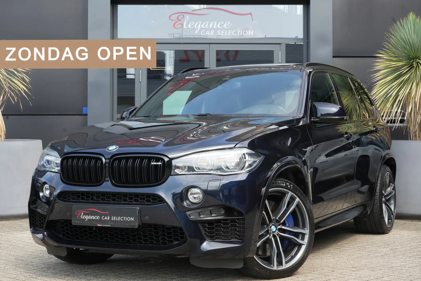 BMW X5 M 575pk Panoramdak/Stoelverwarming/Camera Schwarz - 1