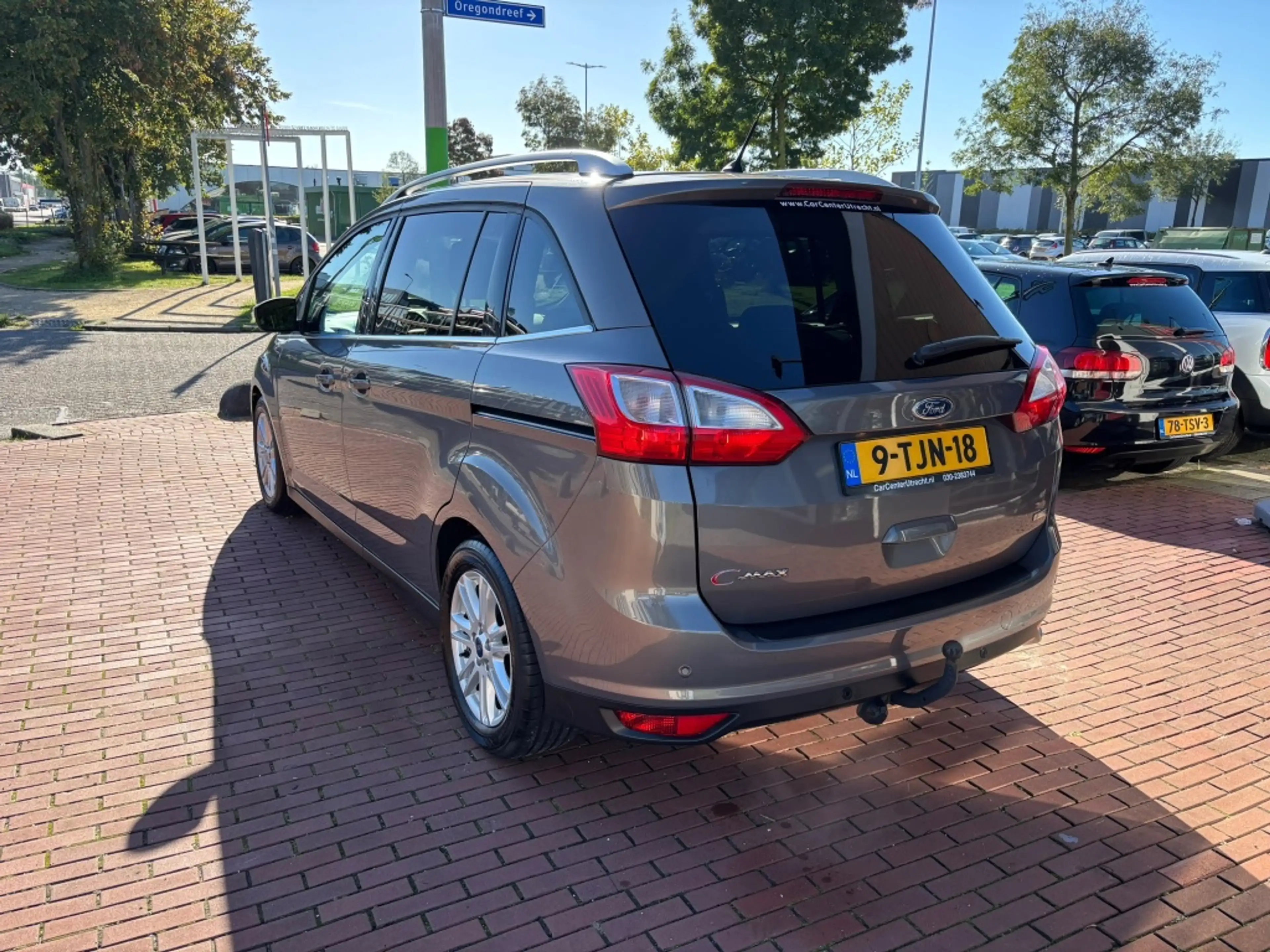 Ford Grand C-Max 1.0 Titanium Edition navi trekhaak airco 6 versn — photo 3