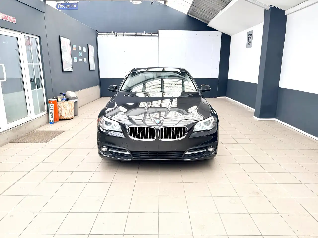 BMW 518