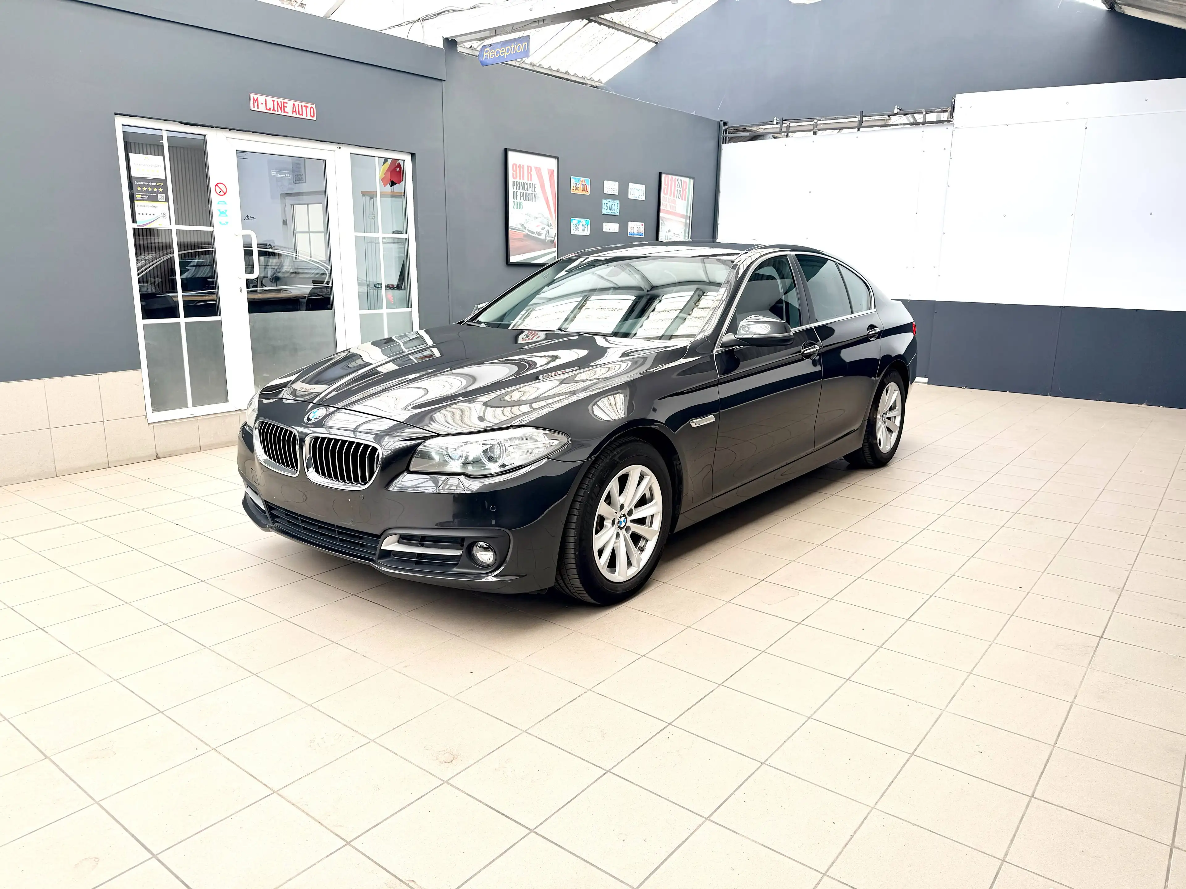 BMW 518 dA Berline "148.000Km" Carnet BMW "CUIR-CLIM-GPS-CAMERA-SCH" Euro 6b — photo 3