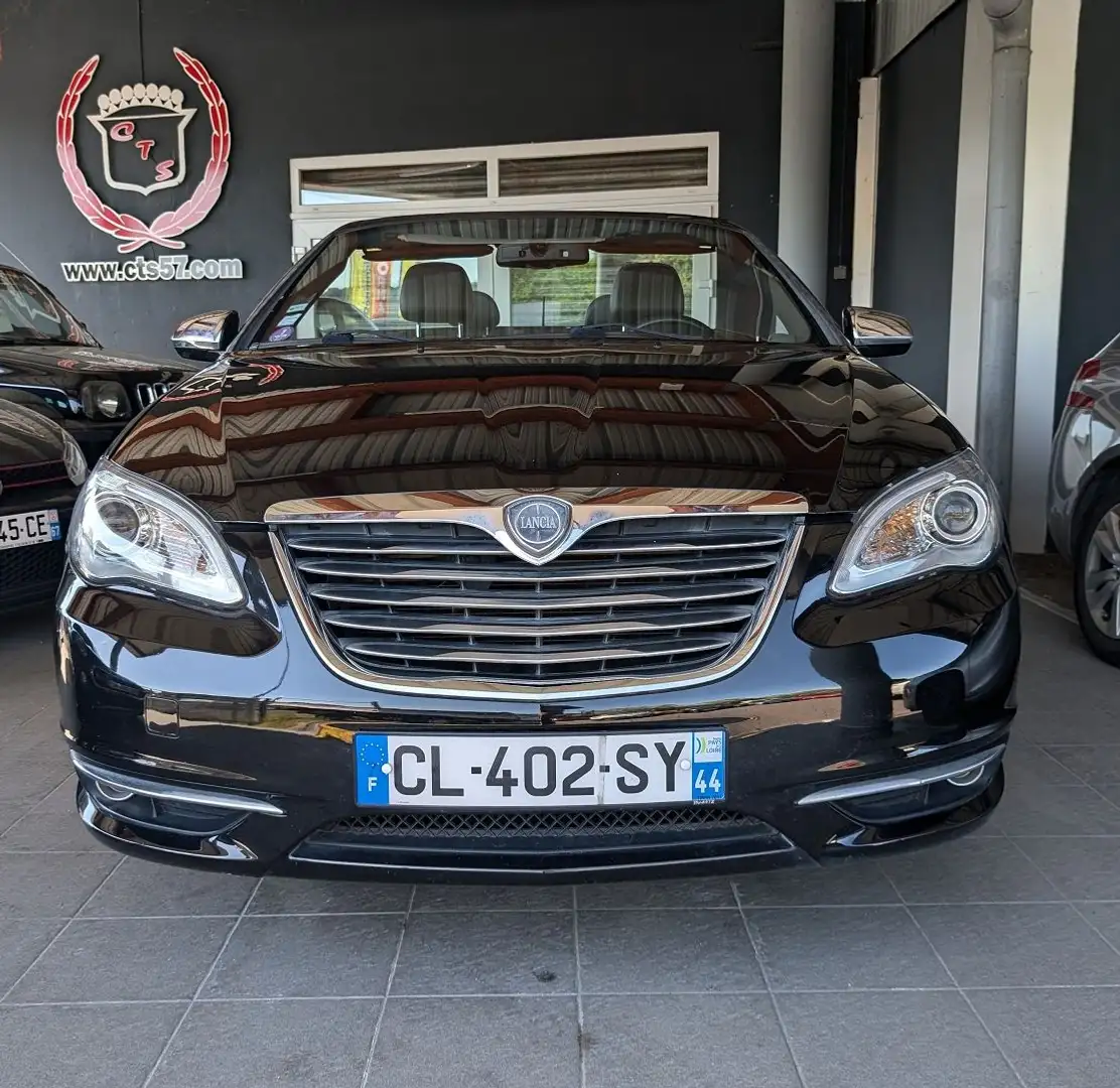 Lancia Flavia 2.4 ESSENCE 170 BOITE AUTOMATIQUE Czarny - 2