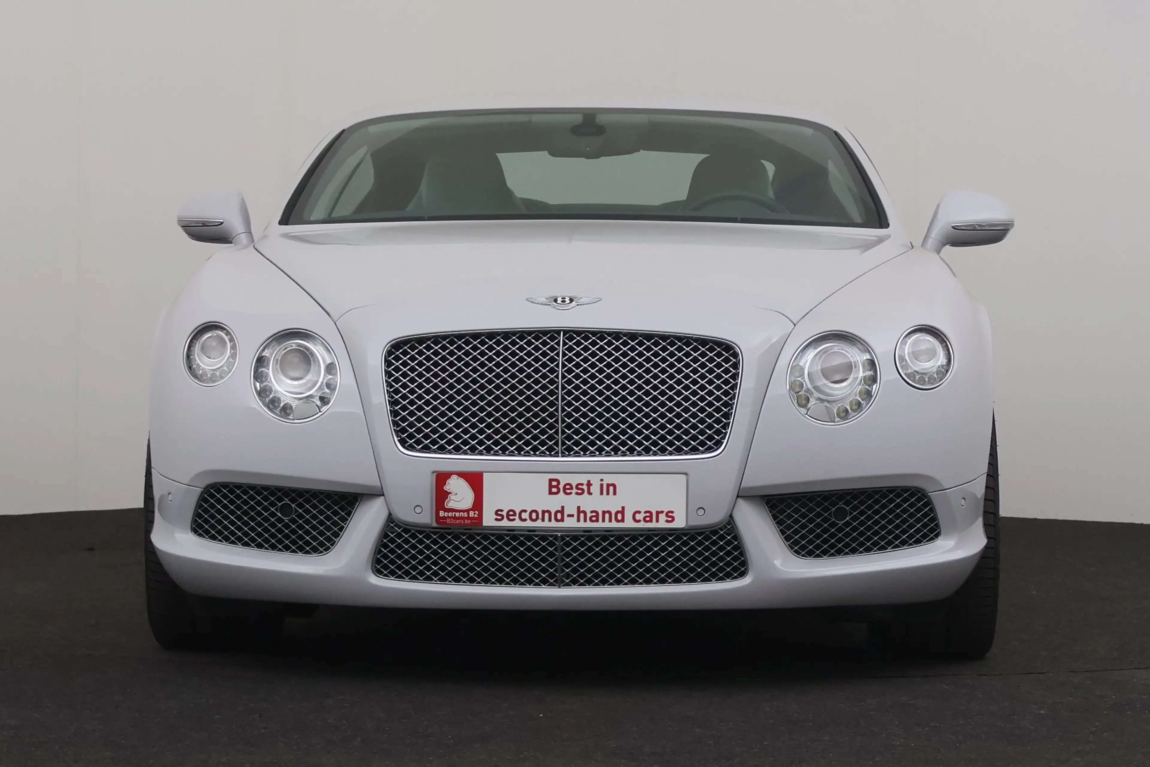 Bentley Continental GT V8 — photo 7