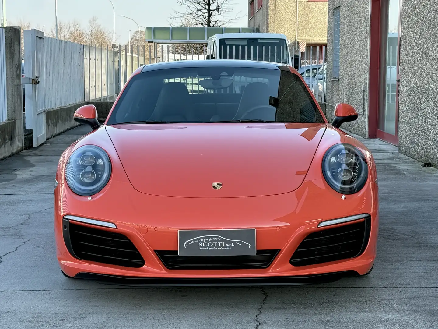 Porsche 991 911 Carrera Coupe 3.0 Carrera 4S auto Orange - 2