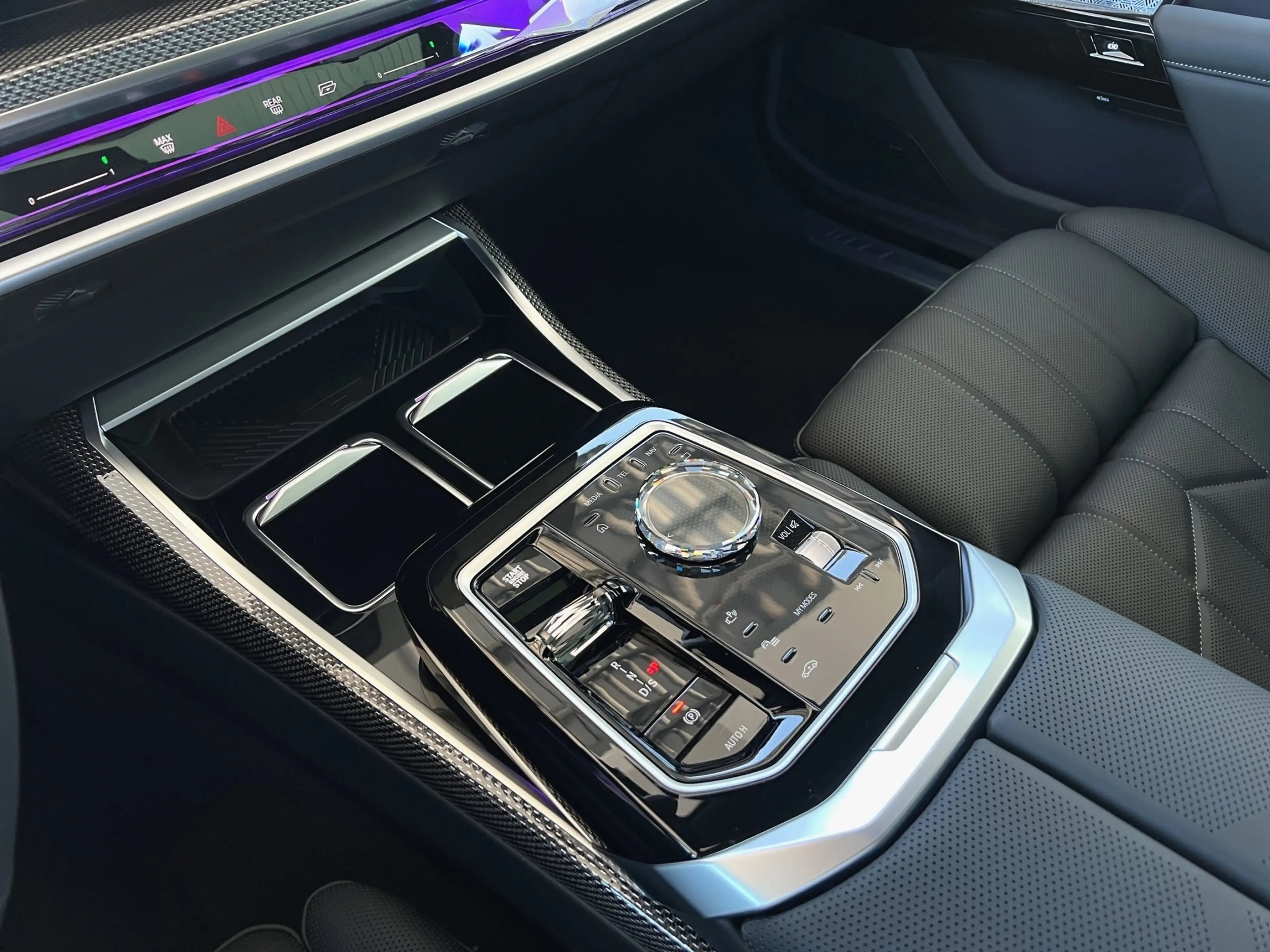 BMW 760 M760e xDrive EXECUTIVE B&W AUTOBAHNASSIST — photo 9