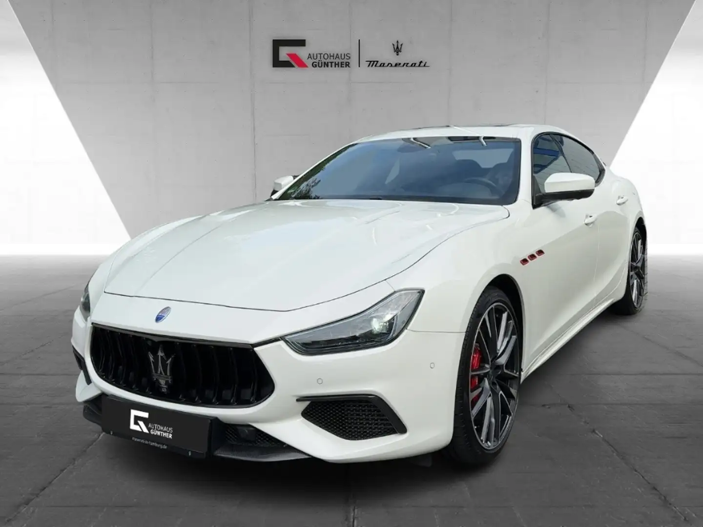 Maserati Ghibli Trofeo V8 580PS RWD - Carbon - Bowers&Wilkins Blanc - 1
