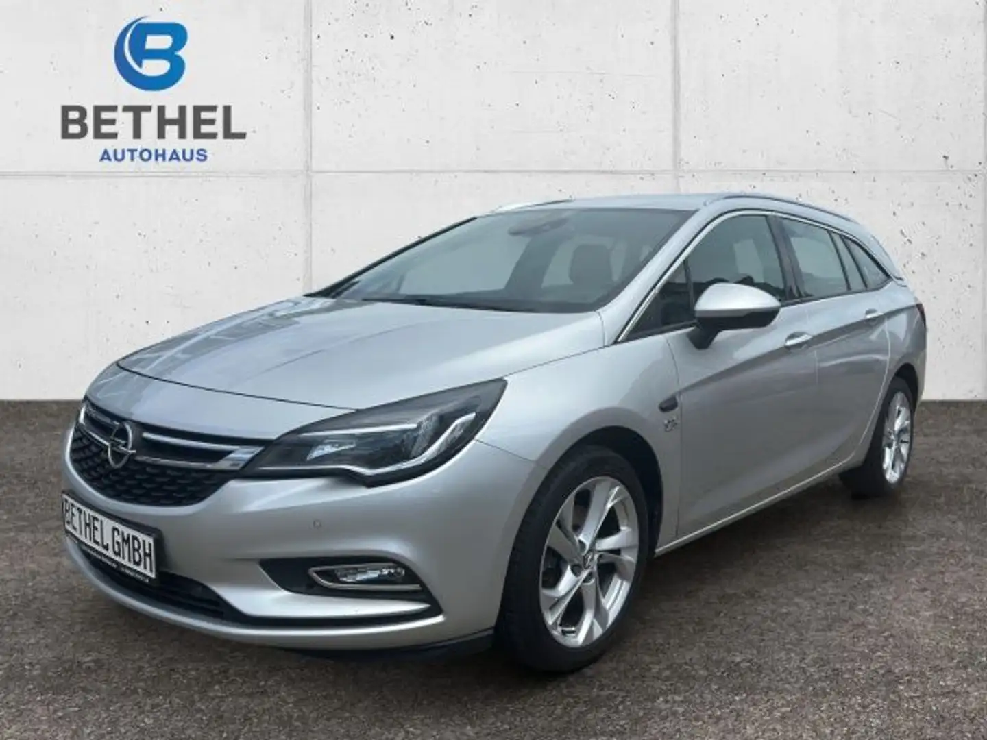 Opel Astra 1.4 Turbo Sports Tourer Dynamic, Nav, SHZ, P Silber - 1