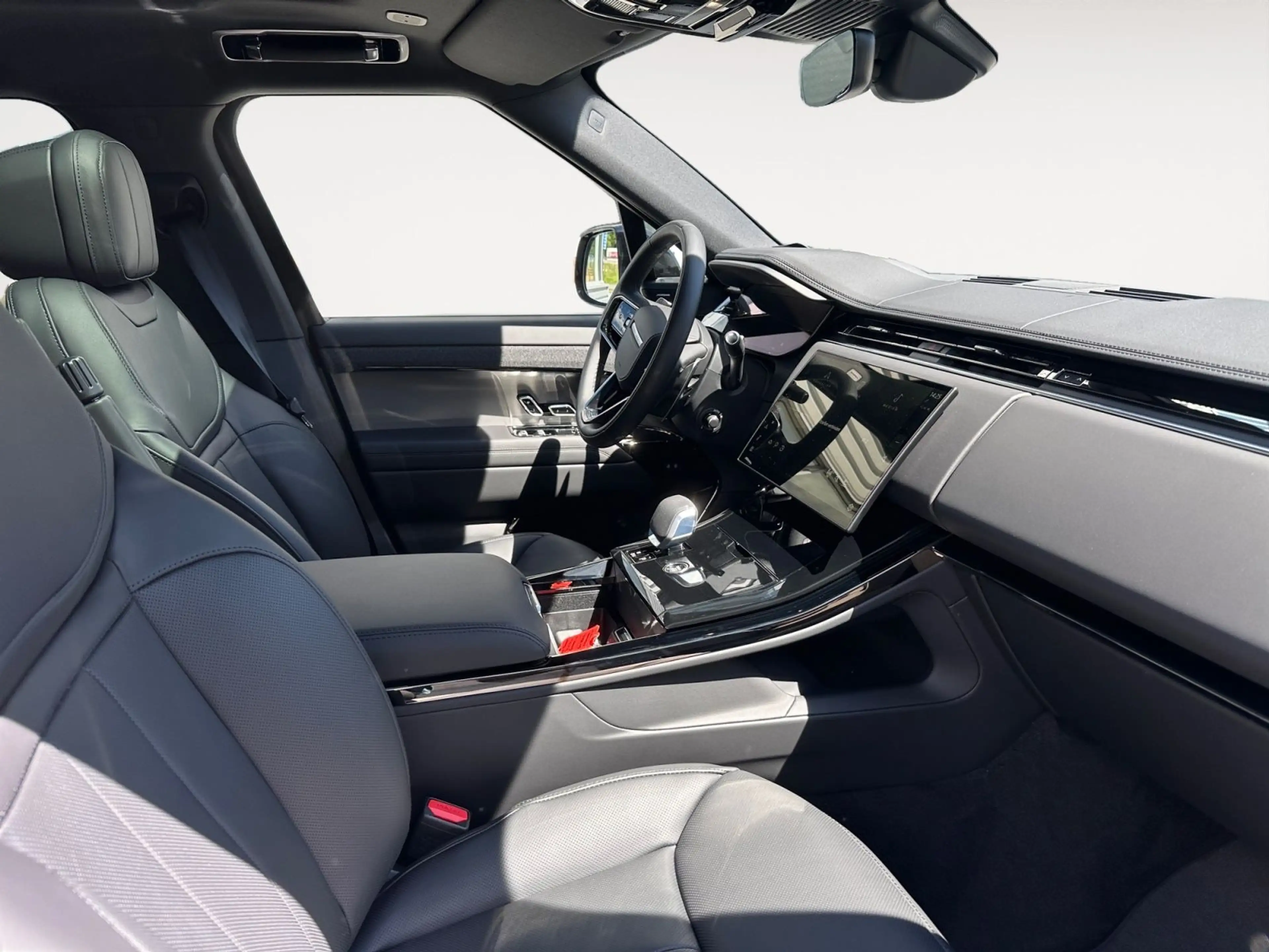 Land Rover Range Rover Sport DynamicSE/borascogr/AHK/Pan/22 — photo 15