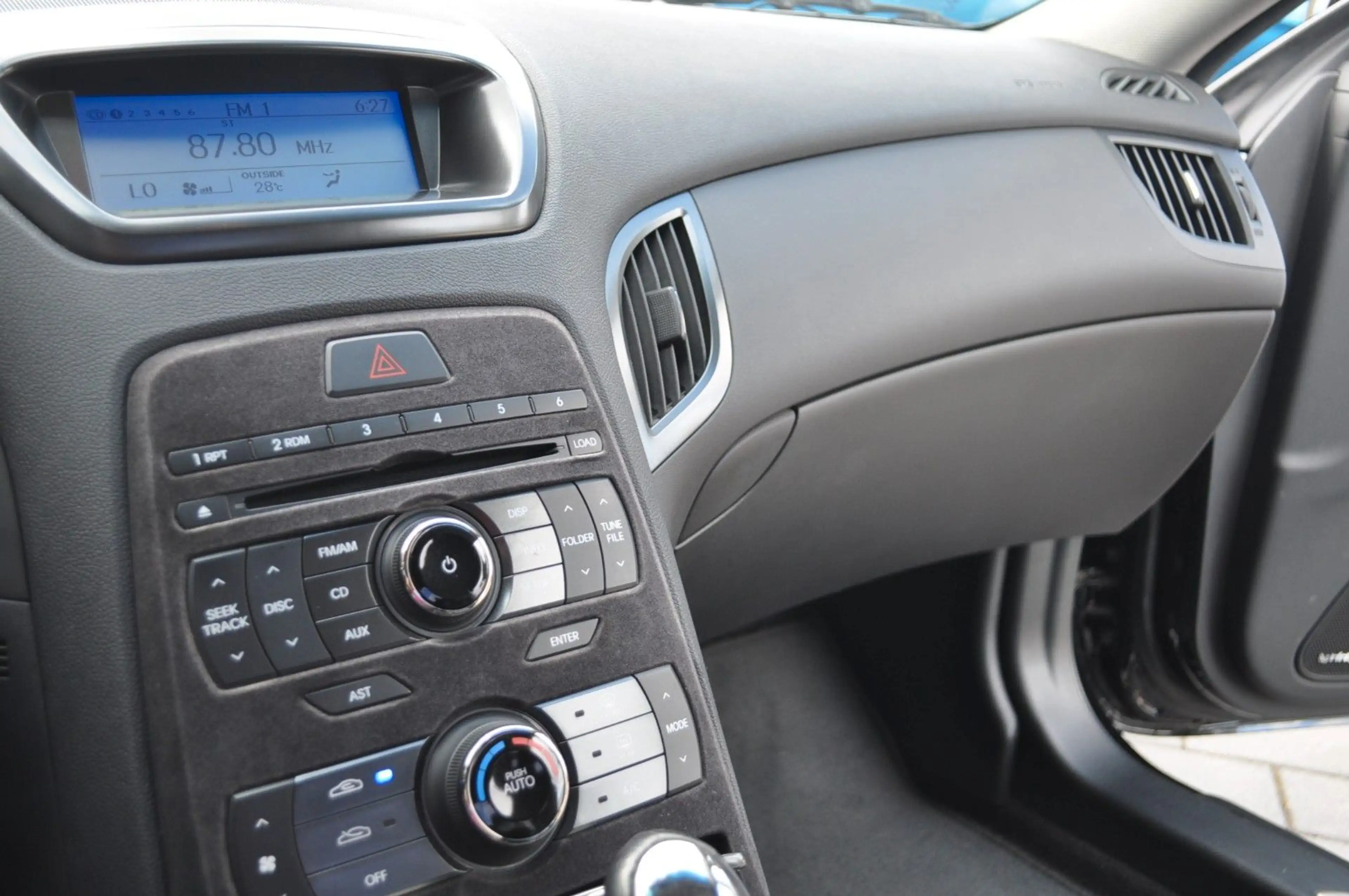 Hyundai Genesis Coupe * TUNING 39.900 KM * — photo 11