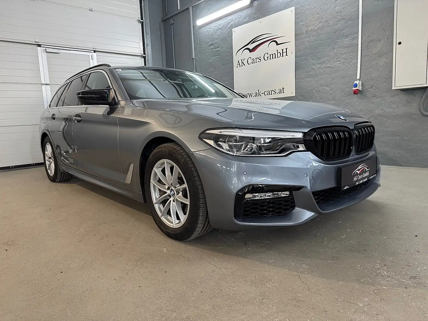 BMW 540 d xDrive Touring Aut.(G31) Grau - 1