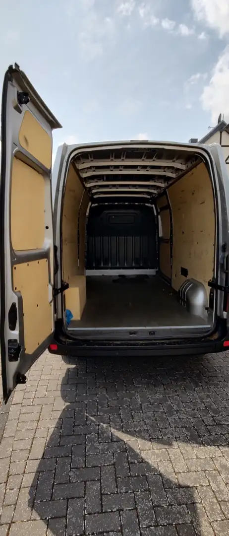 Opel Movano Movano 2.3 D L2H2 DPF 2WD VA S Silber - 2