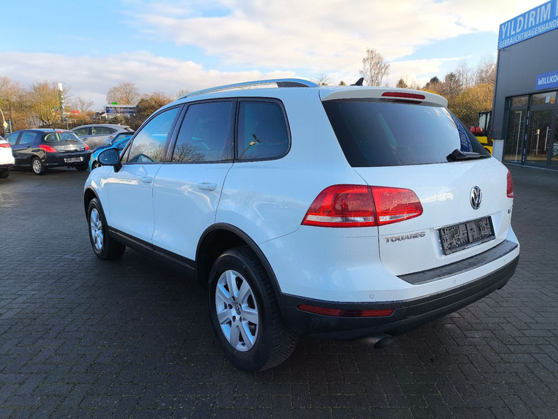 Volkswagen Touareg V6 TDI 4Motion,LEDER,NAVI,SITZHEIZUNG — photo 8