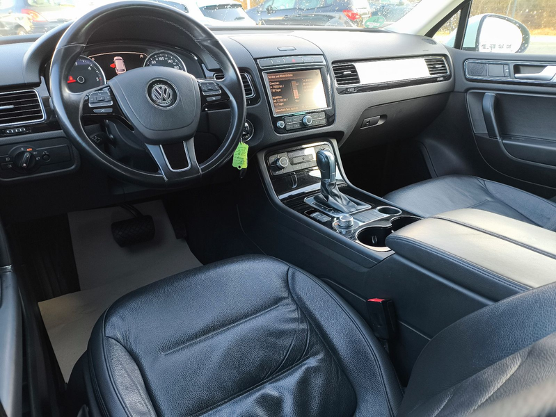 Volkswagen Touareg V6 TDI 4Motion,LEDER,NAVI,SITZHEIZUNG — photo 11