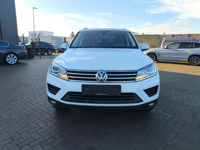 Volkswagen Touareg V6 TDI 4Motion,LEDER,NAVI,SITZHEIZUNG — photo 4