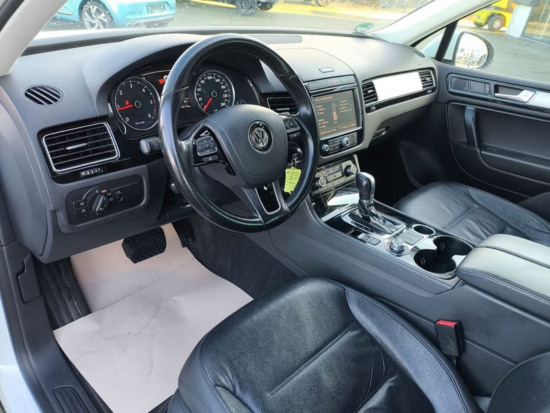 Volkswagen Touareg V6 TDI 4Motion,LEDER,NAVI,SITZHEIZUNG — photo 15
