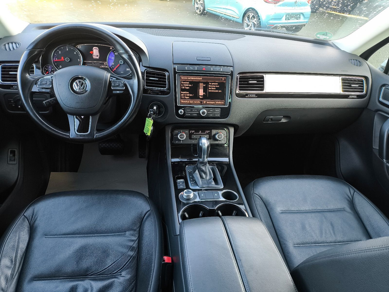 Volkswagen Touareg V6 TDI 4Motion,LEDER,NAVI,SITZHEIZUNG — photo 10