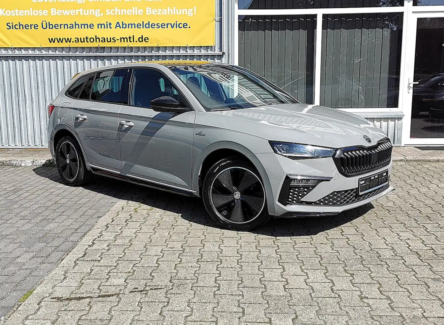 Skoda Scala 1.0 TSI DSG MONTE CARLO Matrix APP Gris - 2