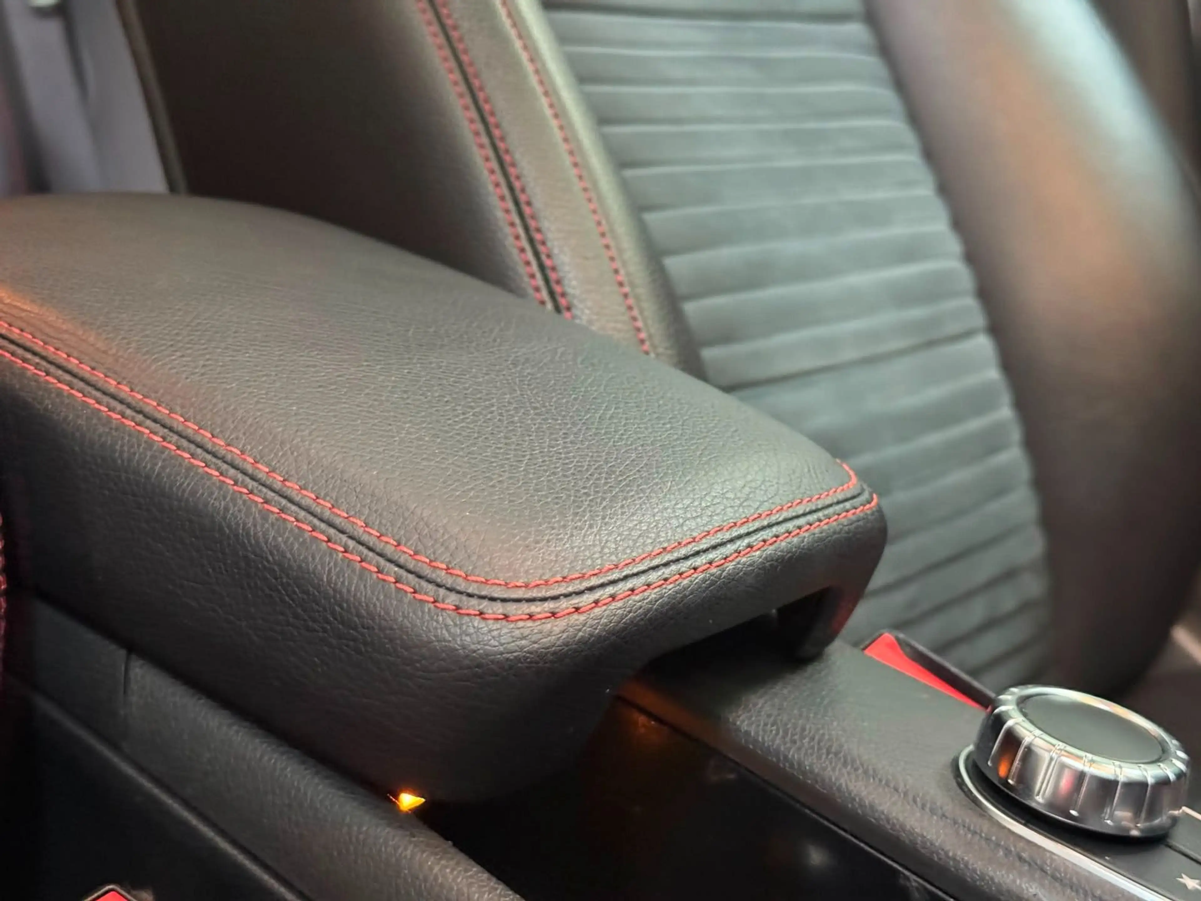Mercedes-Benz CLA 200 AMG Line *Harman/Kardon*Pano*Kamera — photo 35