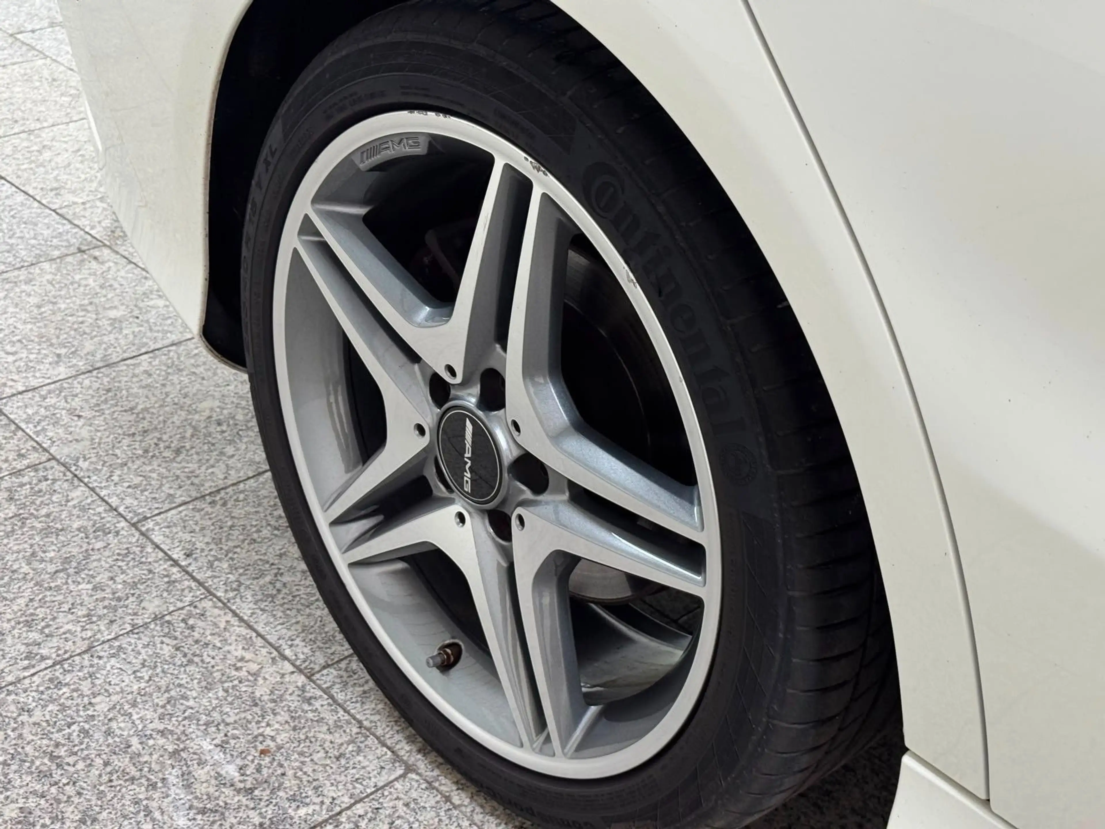 Mercedes-Benz CLA 200 AMG Line *Harman/Kardon*Pano*Kamera — photo 16