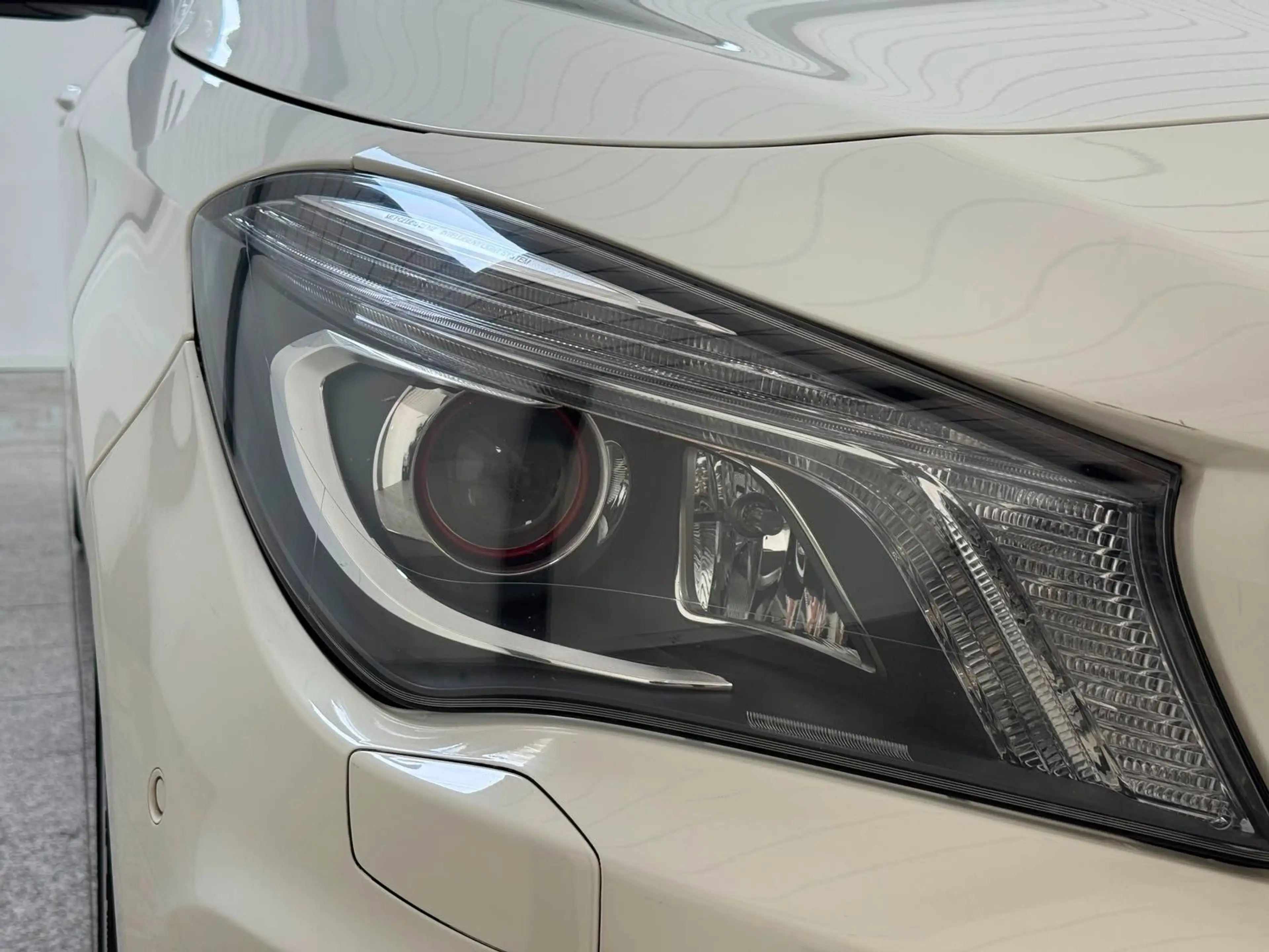 Mercedes-Benz CLA 200 AMG Line *Harman/Kardon*Pano*Kamera — photo 9