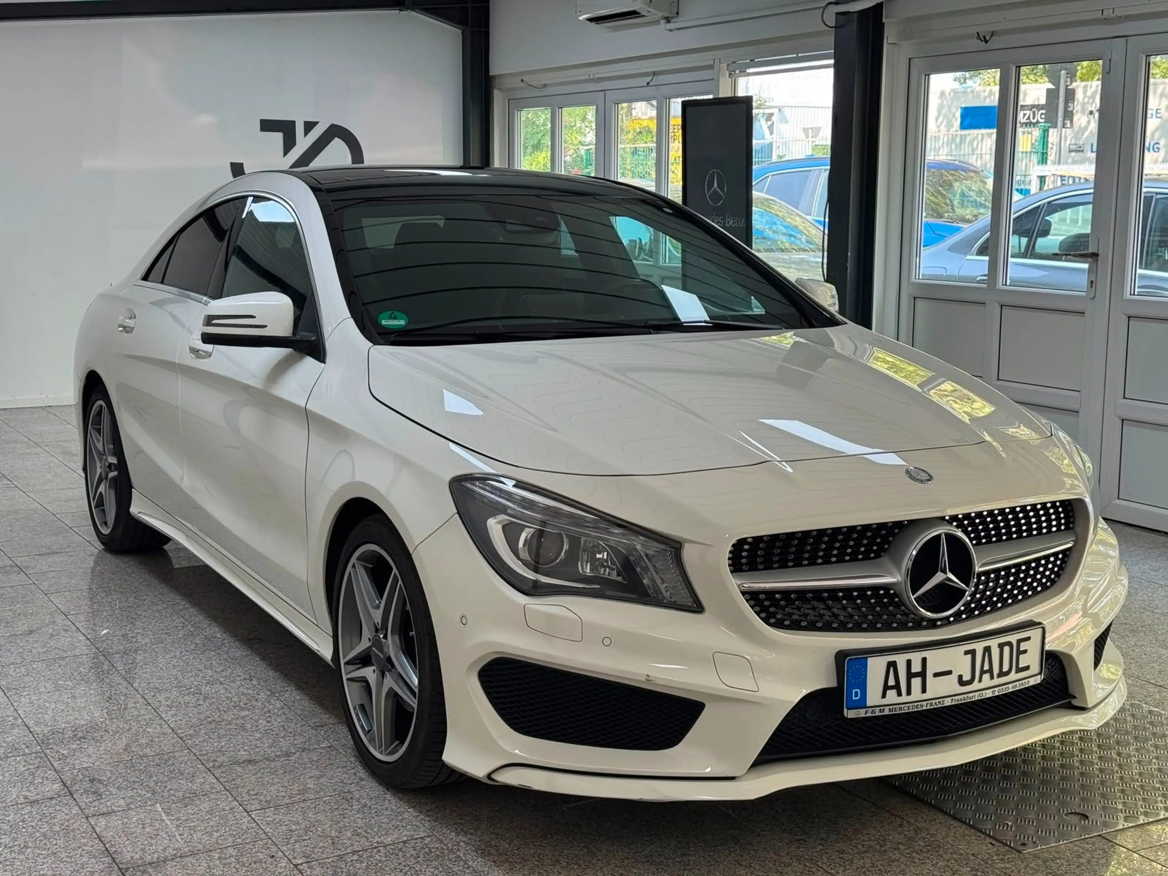 Mercedes-Benz CLA 200 AMG Line *Harman/Kardon*Pano*Kamera — photo 4
