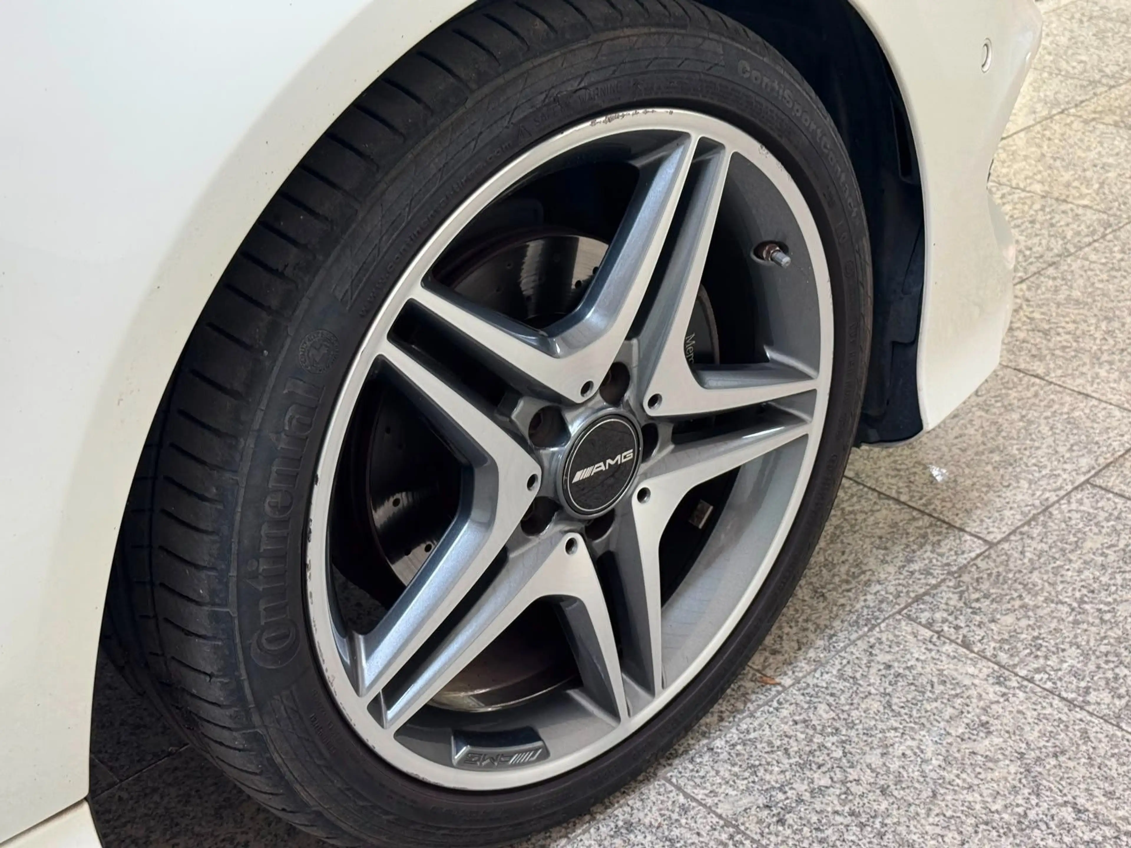 Mercedes-Benz CLA 200 AMG Line *Harman/Kardon*Pano*Kamera — photo 17