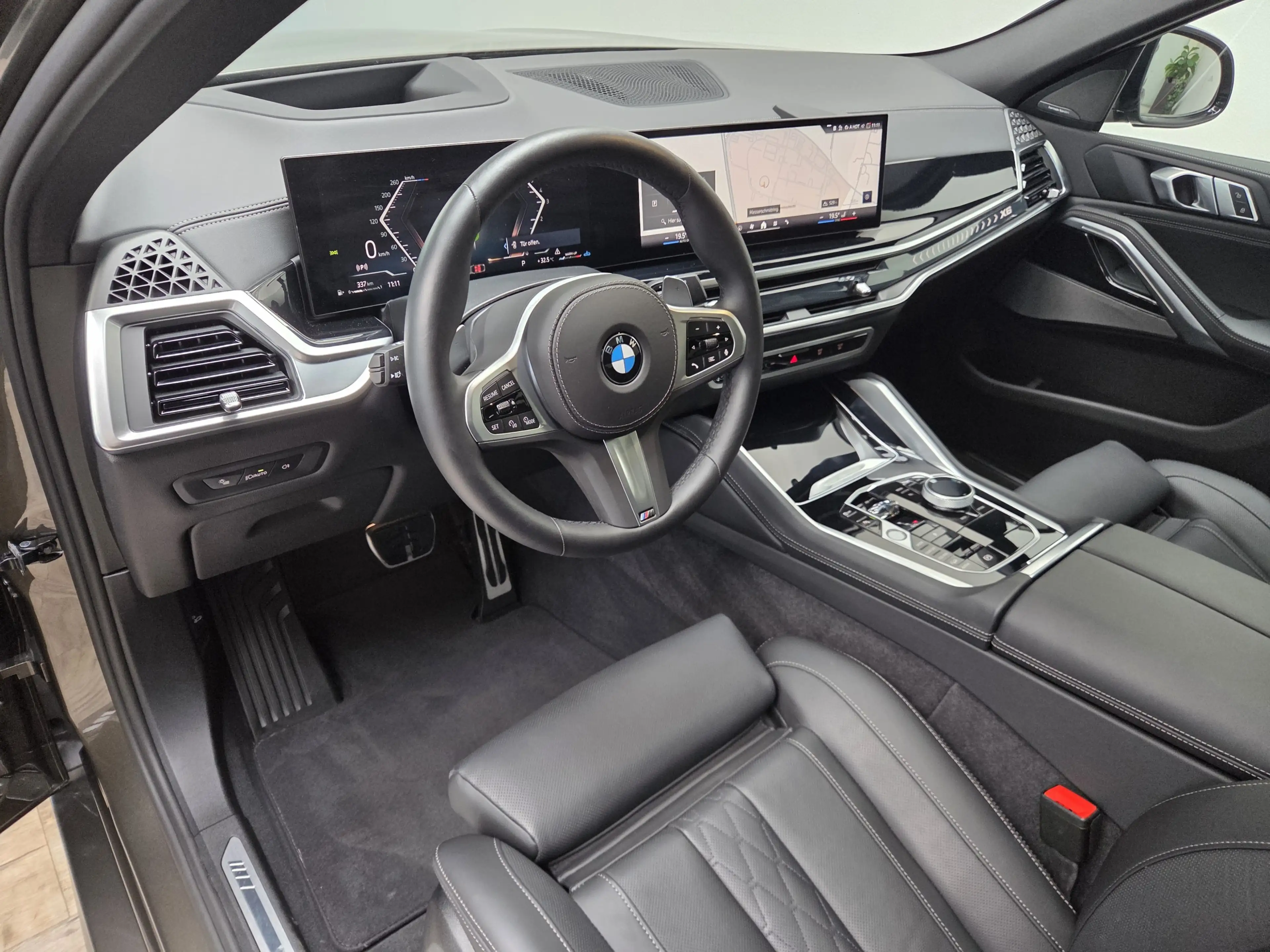 BMW X6 xDrive40d M Sport Pro 22Zoll AHK Sitzlüftung — photo 8