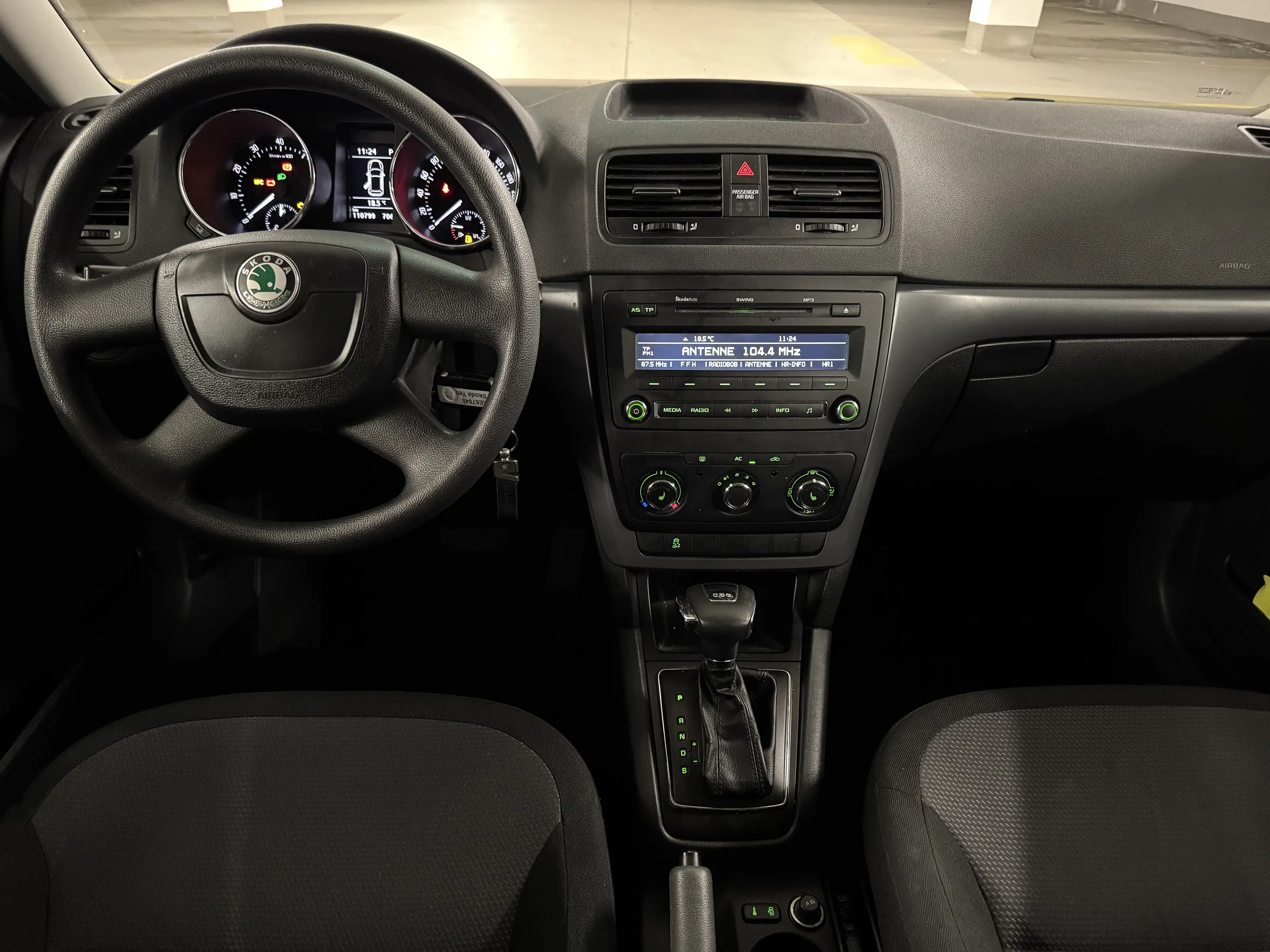 Skoda Yeti 1.2 TSI Active Plus Edition AUTOMATIK* PDC* SHZ* KLIMA* EURO 5* — photo 14