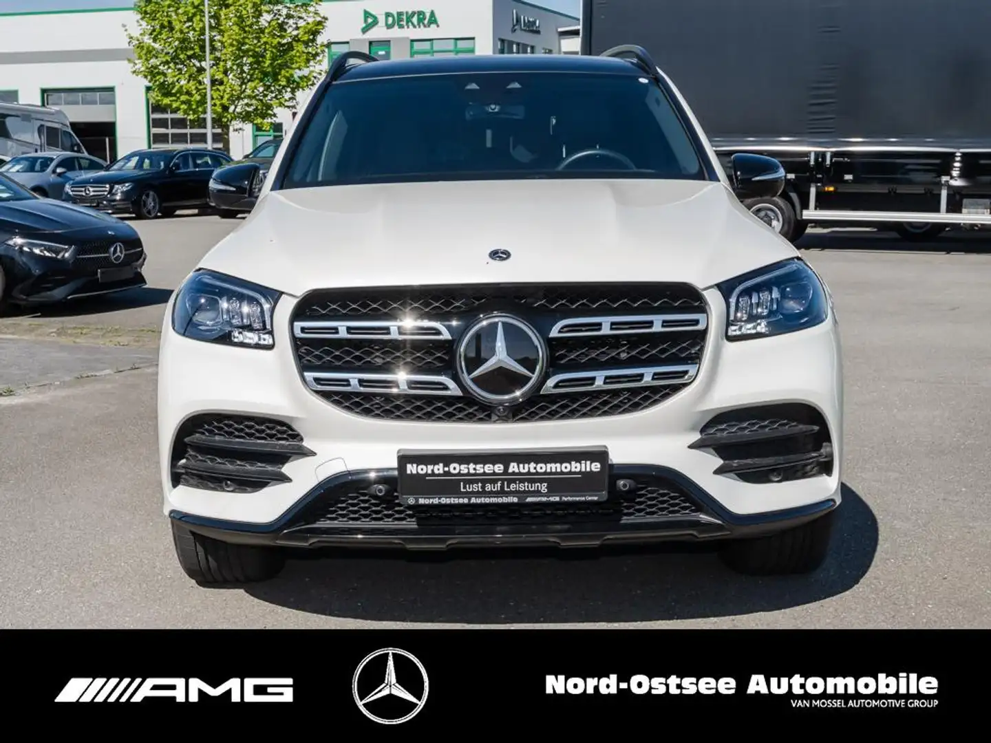 Mercedes-Benz GLS 580 AMG 4M NIGHT 7Sitzer STANDHZG 360° AHK Blanc - 2