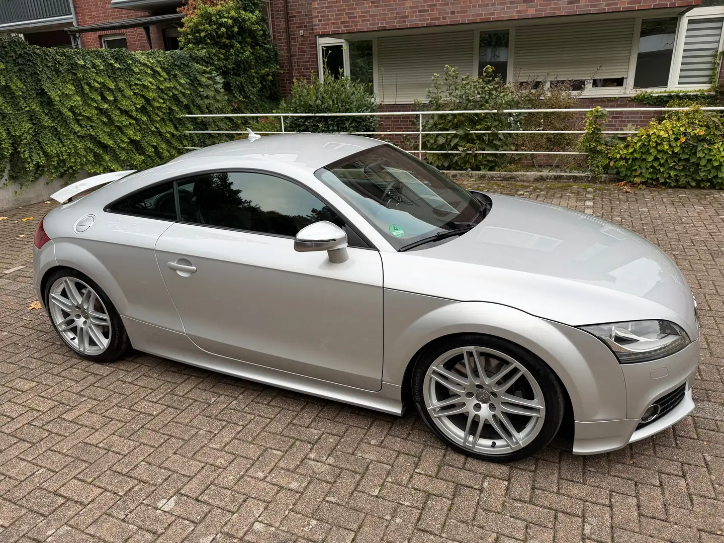 Audi TTS TTS Coupe S tronic Silber - 1
