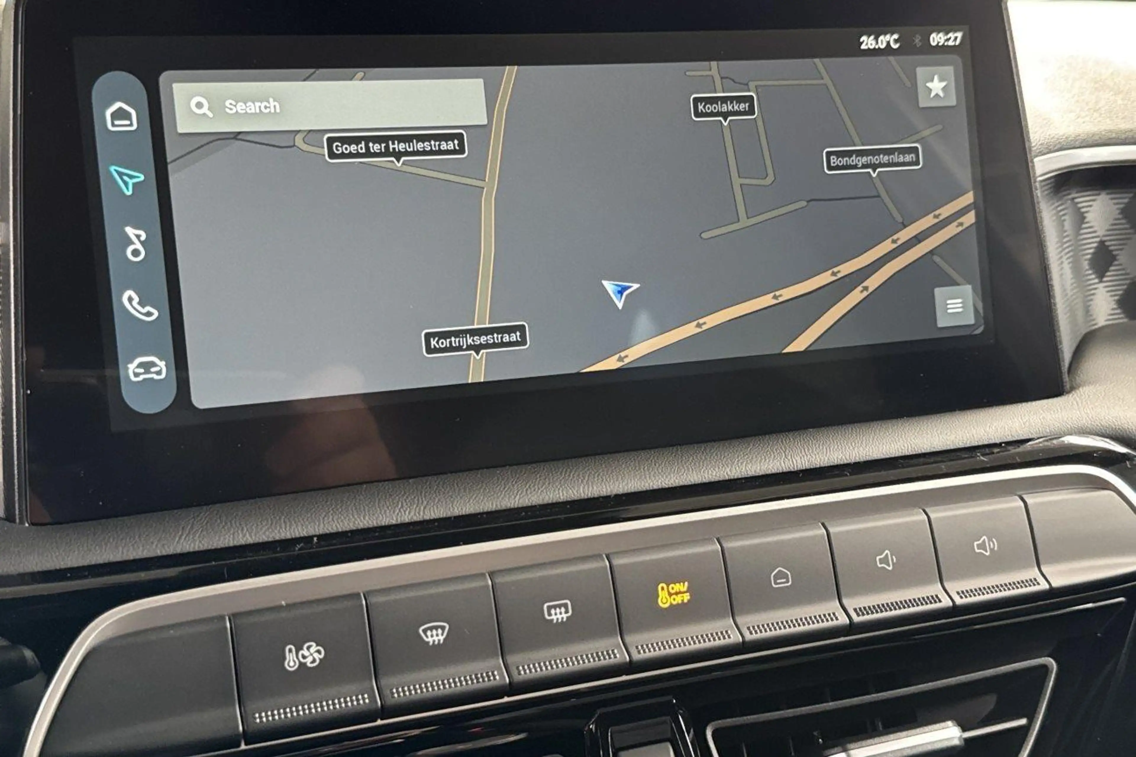 MG MG3 LUXURY HYBRID+ — photo 14