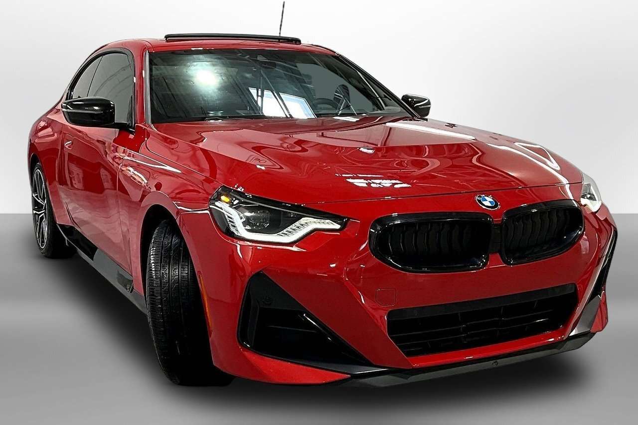 2024 BMW 2 Series 230i xDrive Premium Essential // M-sport / Premium — снимка 1