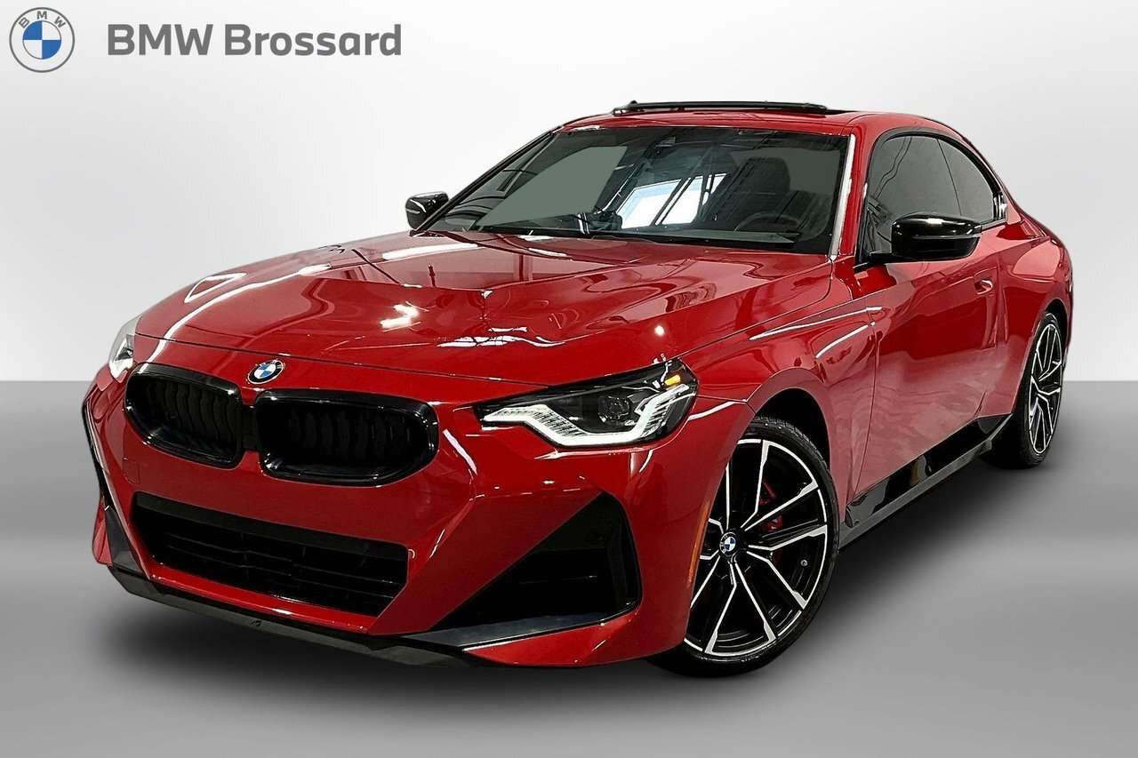 2024 BMW 2 Series 230i xDrive Premium Essential // M-sport / Premium