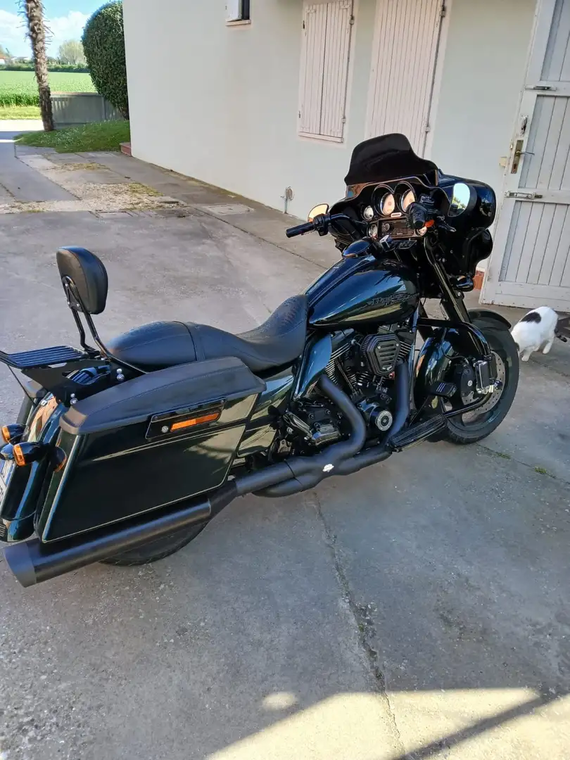 Harley-Davidson Street Glide Zelená - 1