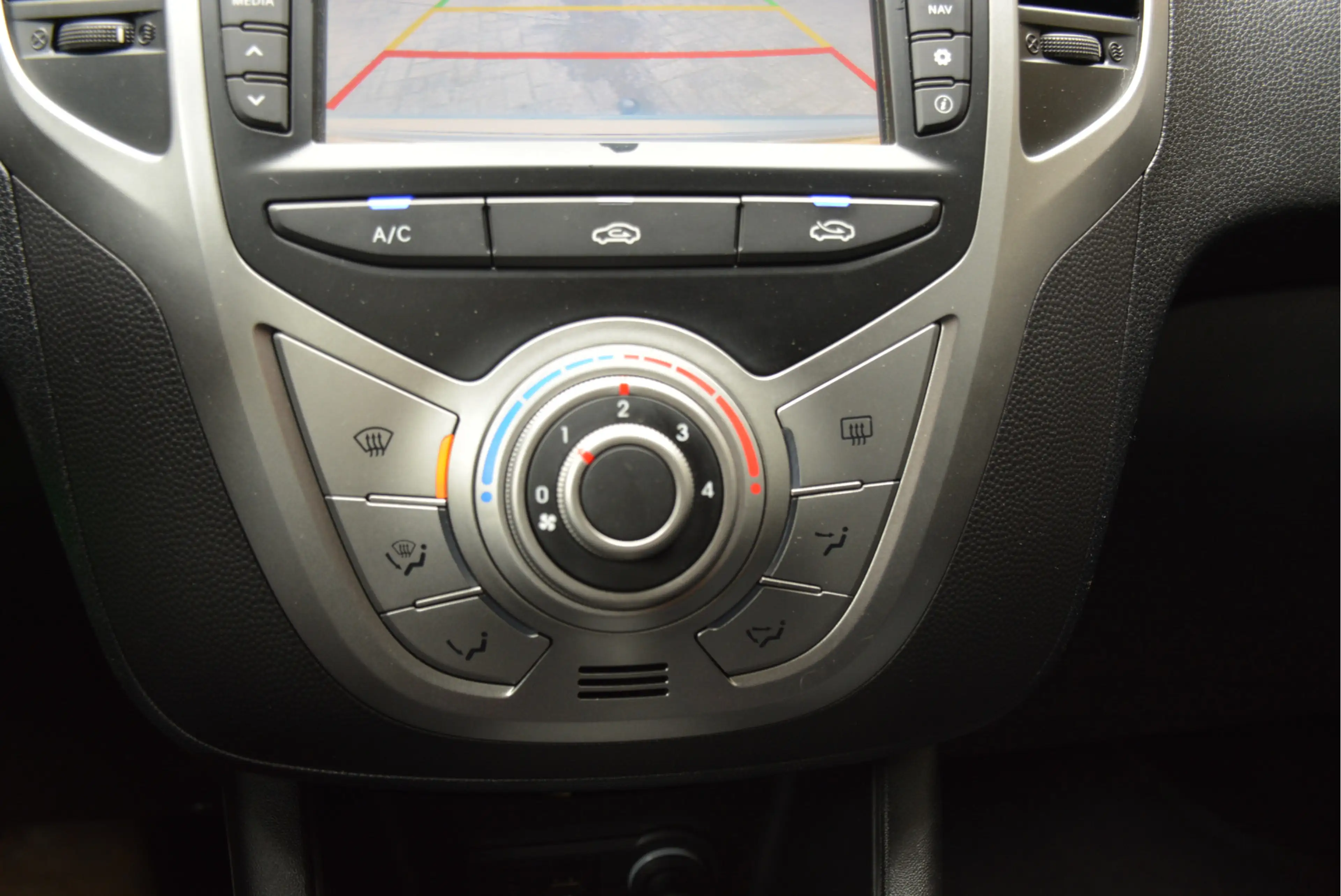 Hyundai iX20 1.6i i-Drive Automaat Airco Navigatie — photo 9