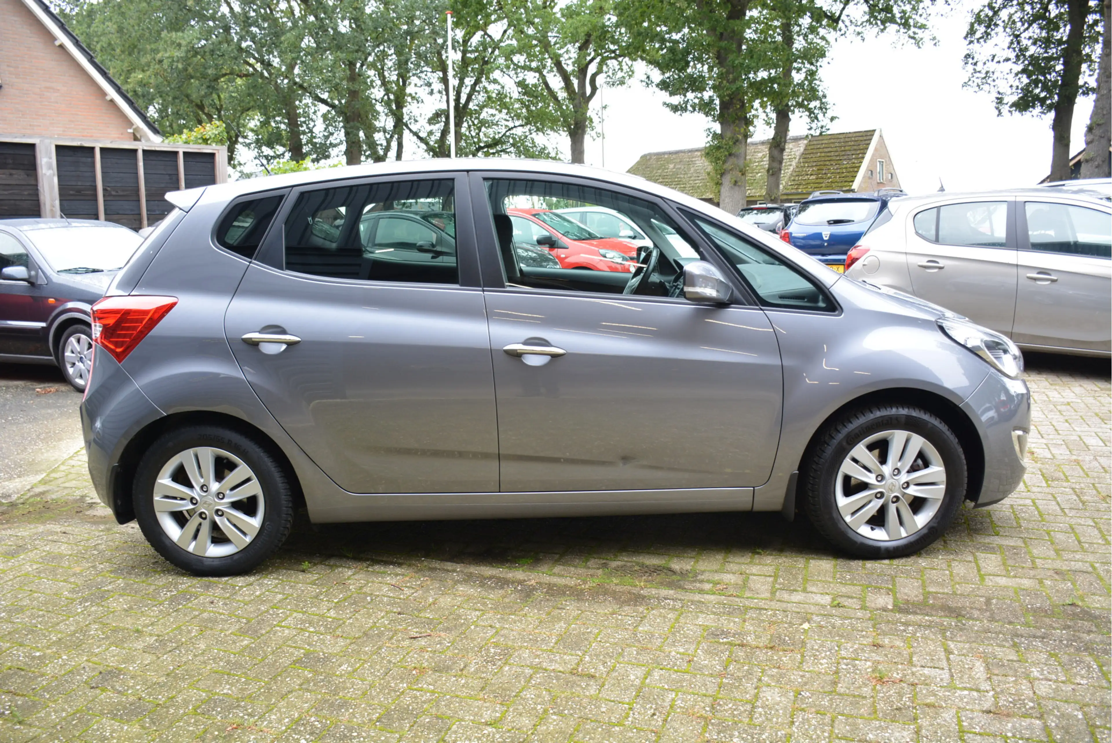 Hyundai iX20 1.6i i-Drive Automaat Airco Navigatie — photo 10